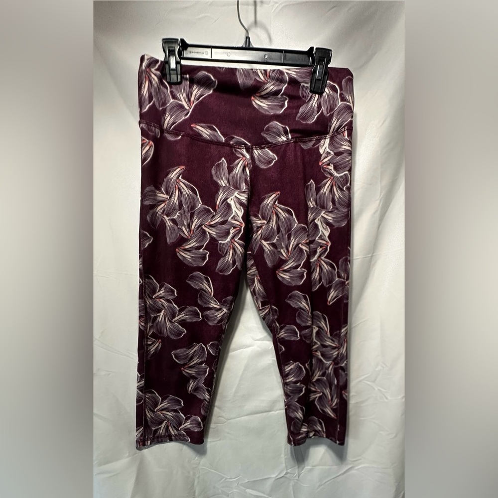 Champion Purple Tropical Leaf Print Legging Capris Pants Athletic Wear